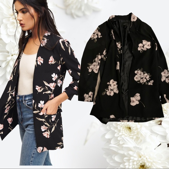 Dynamite Jackets & Blazers - 2/40$$ Large Black Flower Print Dynamite Blazer